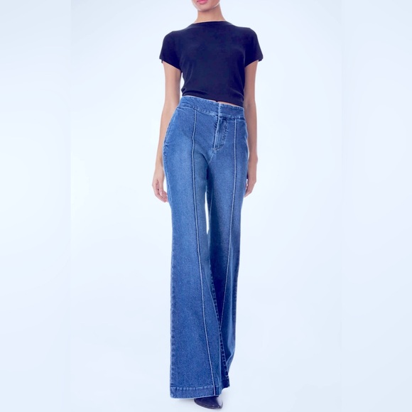 NWT Alice+Olivia Flare High Waist Trouser Jean 27 at Neiman...